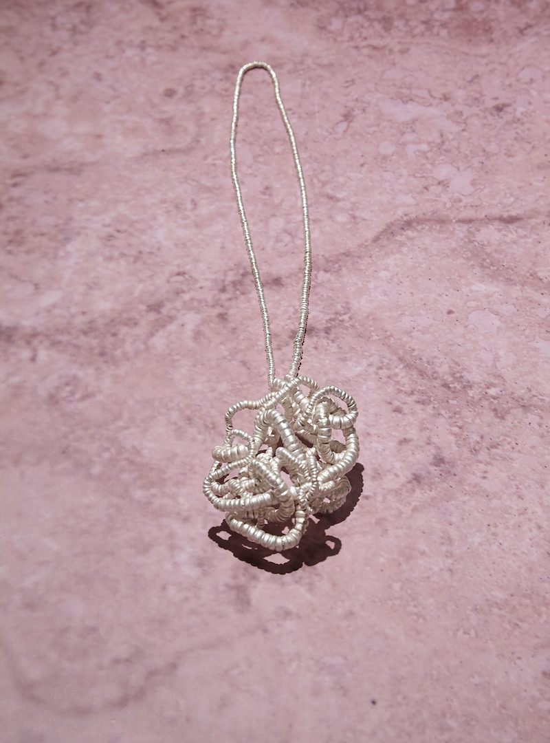 A Hollow Hold, 2019, necklace, silver, 5.5