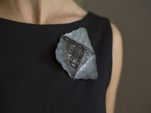 Raïssa Bump, Below Bighorn, 2014, Brooch, oxidized sterling silver, silver-lined crystal beads, copper, 3 ½” x 3 ½” x 1 ½”, Photo Anna Gavrilov