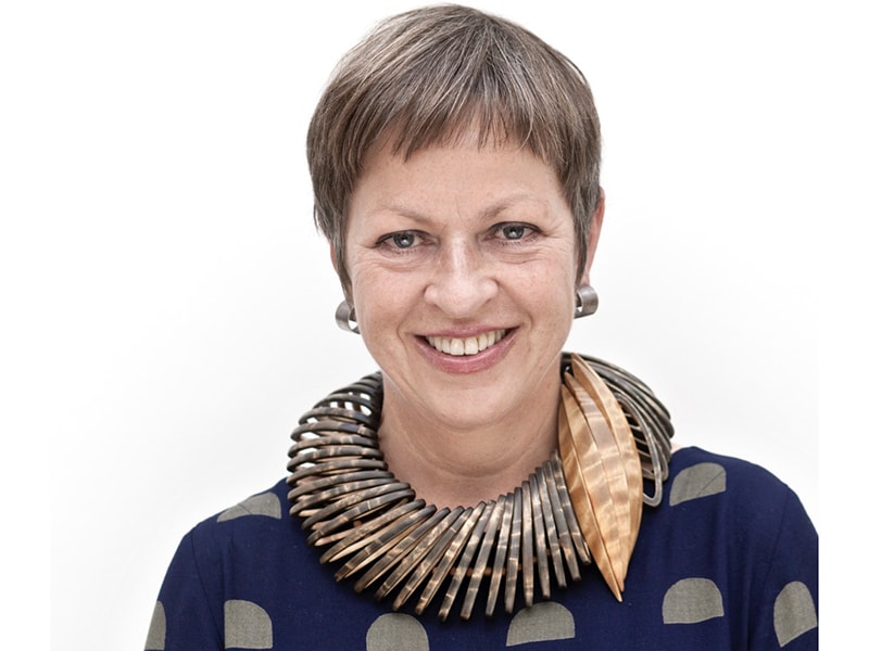 Jorunn Veiteberg wears a necklace by Liv Blåvarp