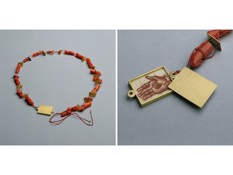Tereza Seabra, <em>Pompeia (Pompeii)</em> (detail), 2003, necklace in gold, antique coral figs, ivory miniature by António Marques, silk cord, 7 ⅞ inches (200 mm) in diameter x ⅜ inches (10 mm) in diameter, collection of MUDE — Museu do Design, photos: João Quintino