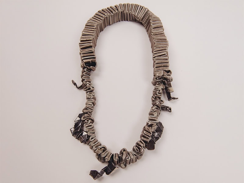 Jessica Winchcombe, Necklace, 2023, photo courtesy of Objects Beautiful