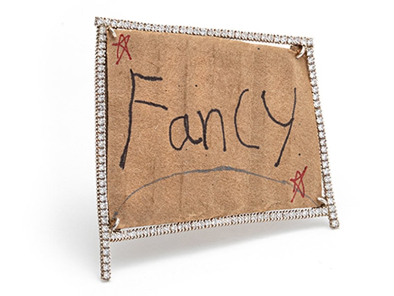 Silvie Altschuler, Fancy, 2024, brooch in silver, zirconia, cardboard, steel, 3 x 2 ¾ x ⅛ inches (75 x 70 x 3 mm), photo: Anthony McLean
