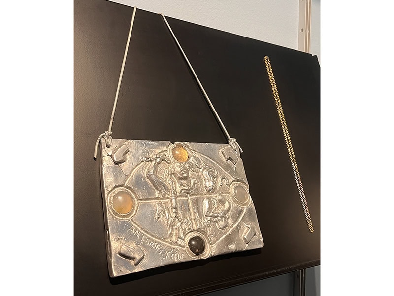 Dominik Cunningham, The Four Phases of the Sun, 2024, neckpiece in aluminum, at Vitsœ, Munich, Germany, photo: Kellie Riggs
