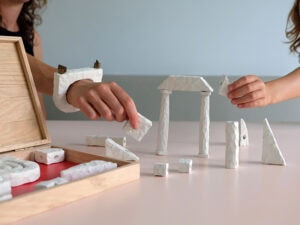 Hartog & Henneman, Building Block Set, 2025, jewelry set (two bracelets, a pair of earrings, a necklace) in industrial clay, wood, brass, silver, photo: courtesy of the artists and Galerie Door