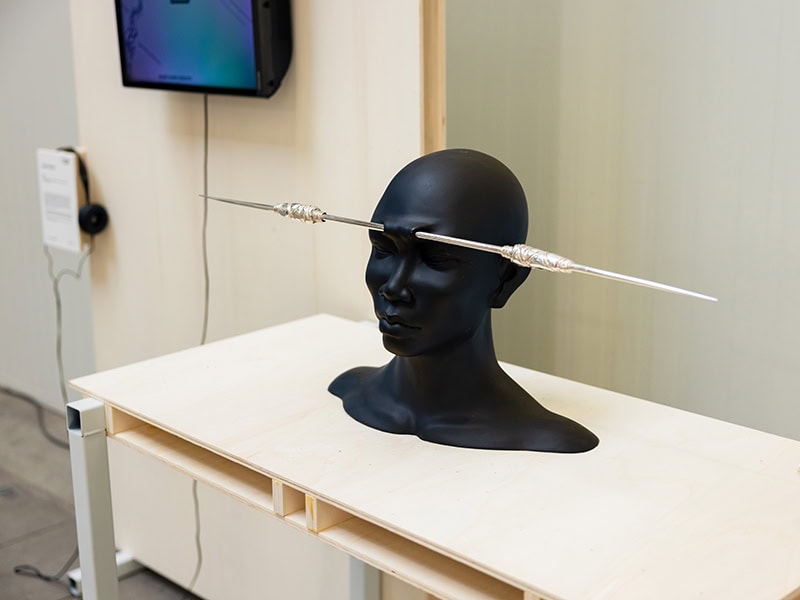 Loan Favan, CĀC, in 3D print, silver, on view in The Body Collective’s stand at Dutch Design Week in Eindhoven, Netherlands, October 19–27, 2024, photo: Mitch van Schijndel