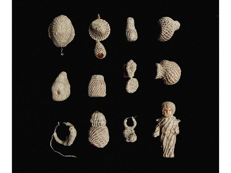 Juliana Garcia Bello, Look after Memories, 2022, earrings, pins, and hand objects in thread, objects, photo: Santiago Cándelo