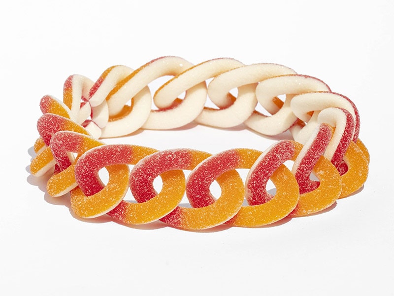 Benedict Haener, Sugar Free Peach Necklace, 2025, in glass, resin, diamonds, photo: Raisa Durandi